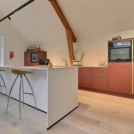 Flat Apartment *