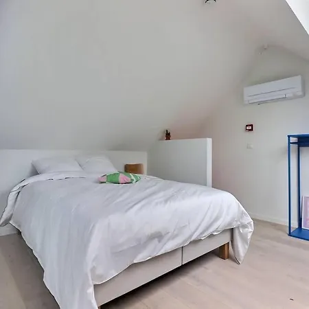 Flat * Profondeville